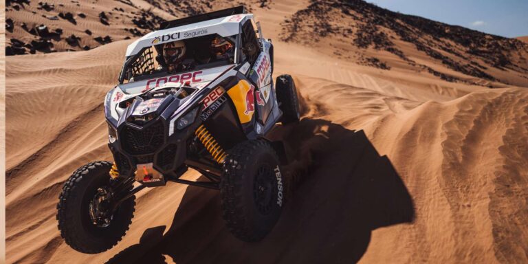 Read more about the article Peta zaporedna zmaga za Can-Am off road ekipo na reliju Dakar
