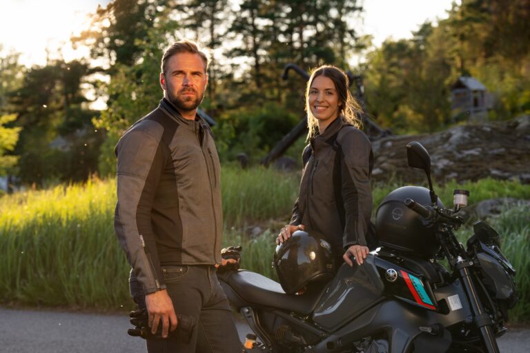 Read more about the article Halvarssons – Skandinavska premium motoristična oblačila sedaj tudi v Sloveniji
