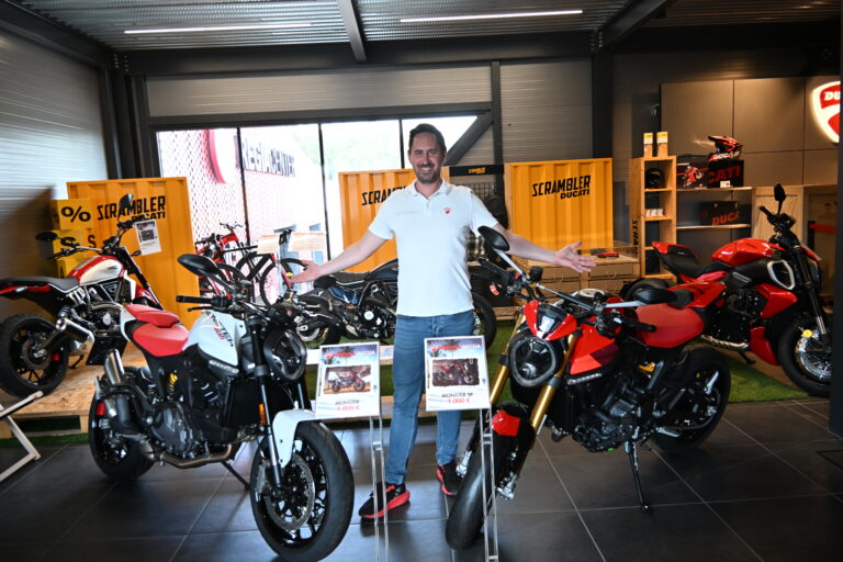 Read more about the article Ducati poletna akcija – za toliko so znižali cene motociklov!