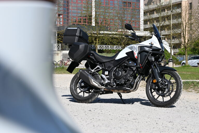 Read more about the article Test: Honda NX 500 – odličen stroj za nabiranje izkušenj