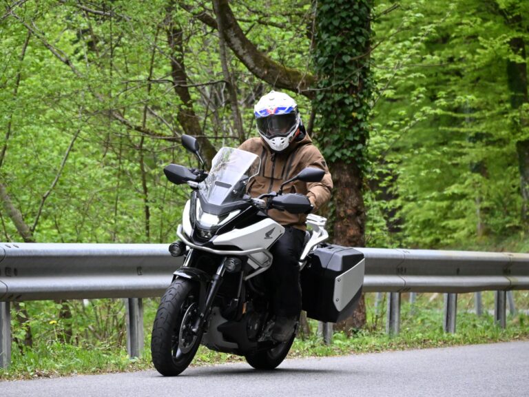 Read more about the article Test: Honda NC 750 X DCT – kot motoristični dizel