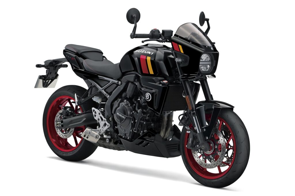 suzuki-gsx-8t-gsx-8tt-retro-motoavantura-predstavljamo 8 - www.motoavantura.si