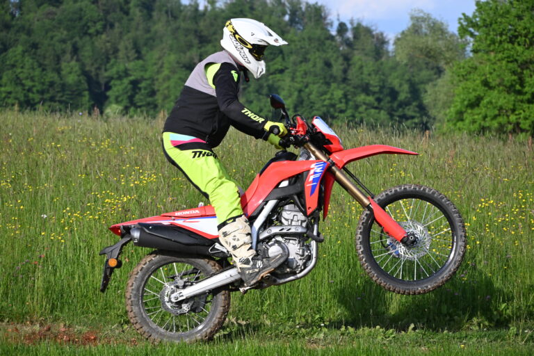 Read more about the article Test: Honda CRF 300L – enduro, mesto in avantura