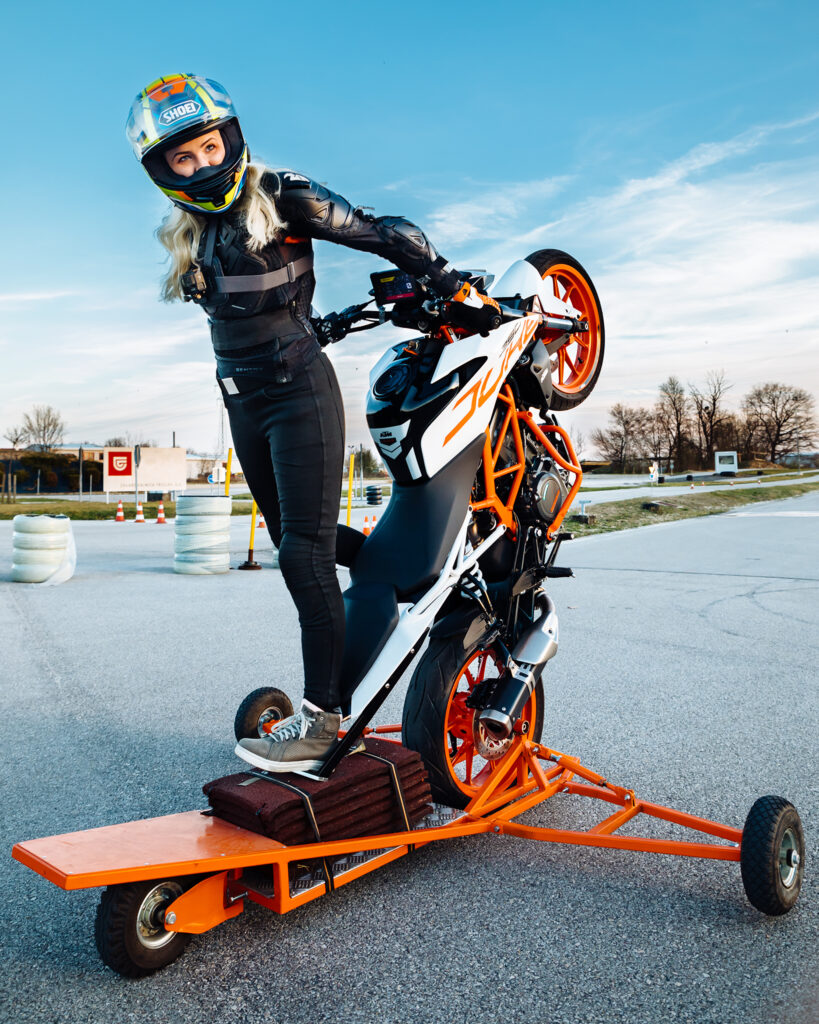 ROK Bagoros Wheelie Academy motoavantura 14 - www.motoavantura.si