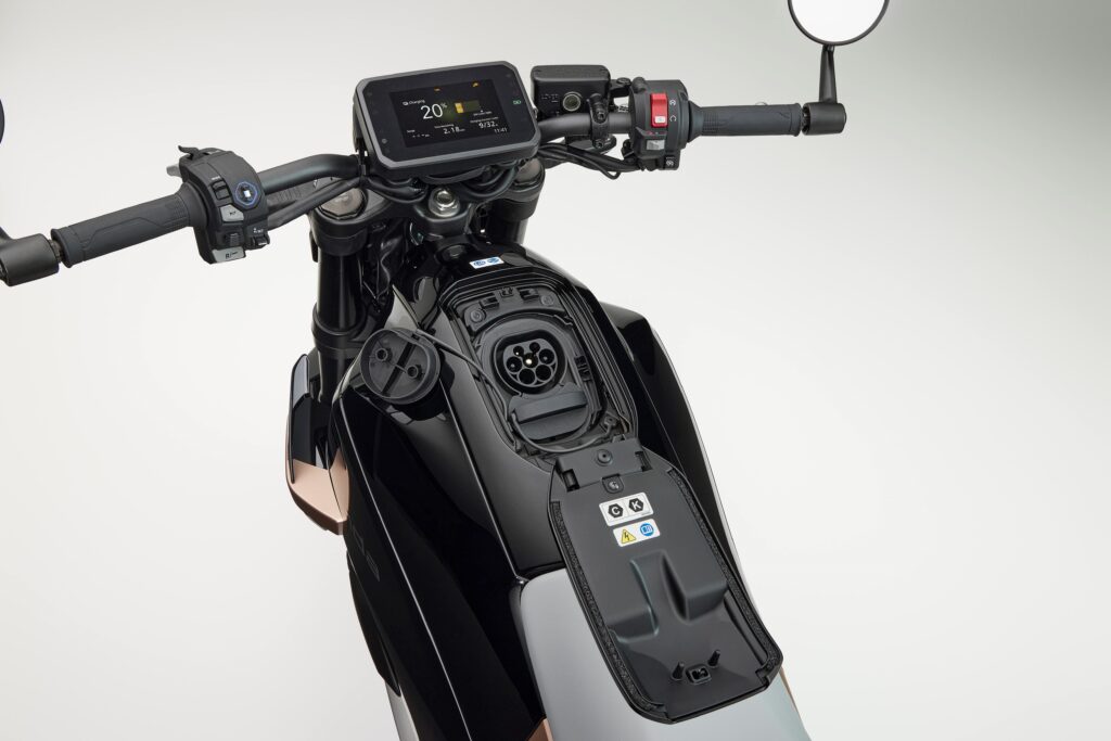 honda_nw7_electric_motoavantura 3 - www.motoavantura.si