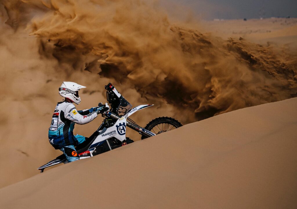 Taj_Karo_dubaj_baja_motoavantura1 - www.motoavantura.si