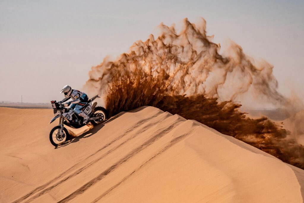 Taj_Karo_dubaj_baja_motoavantura3 - www.motoavantura.si