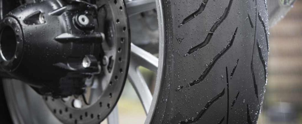 Dunlop_roadsmart4_motoavantura - www.motoavantura.si