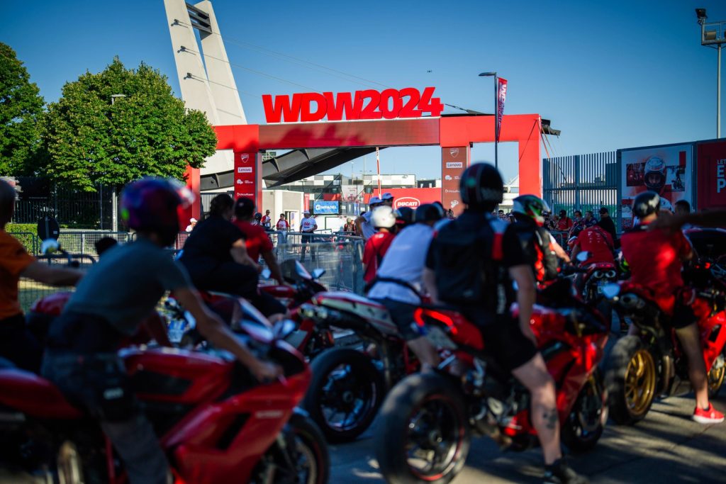 DUCATI WDW 2026_motoavantura 7 - www.motoavantura.si