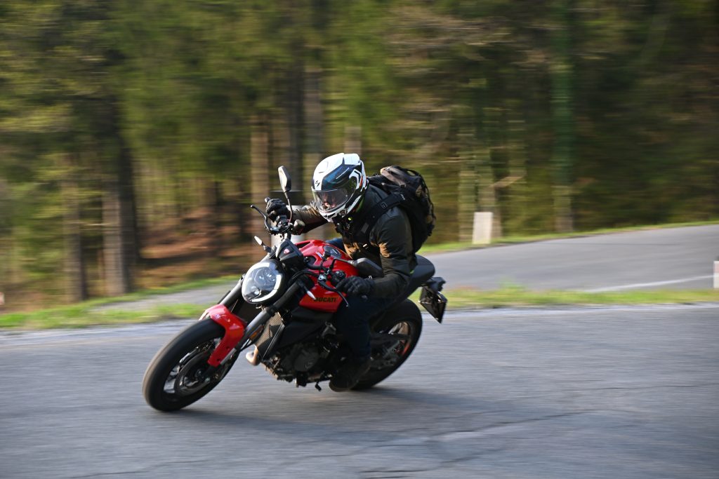 Ducati_monster_2026_test_motoavantura 2 - www.motoavantura.si