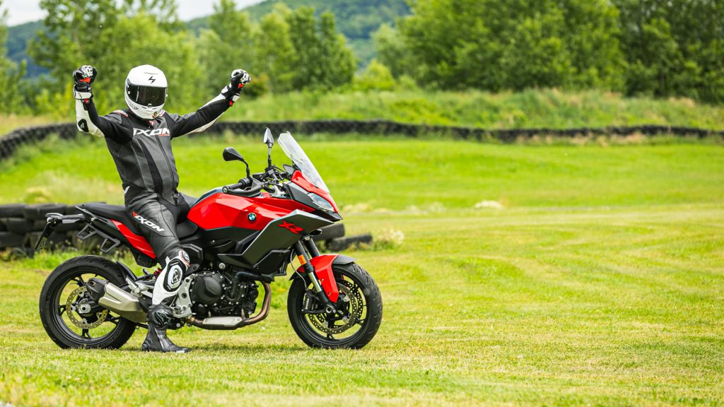 LINDAURING_5_25-49 - www.motoavantura.si