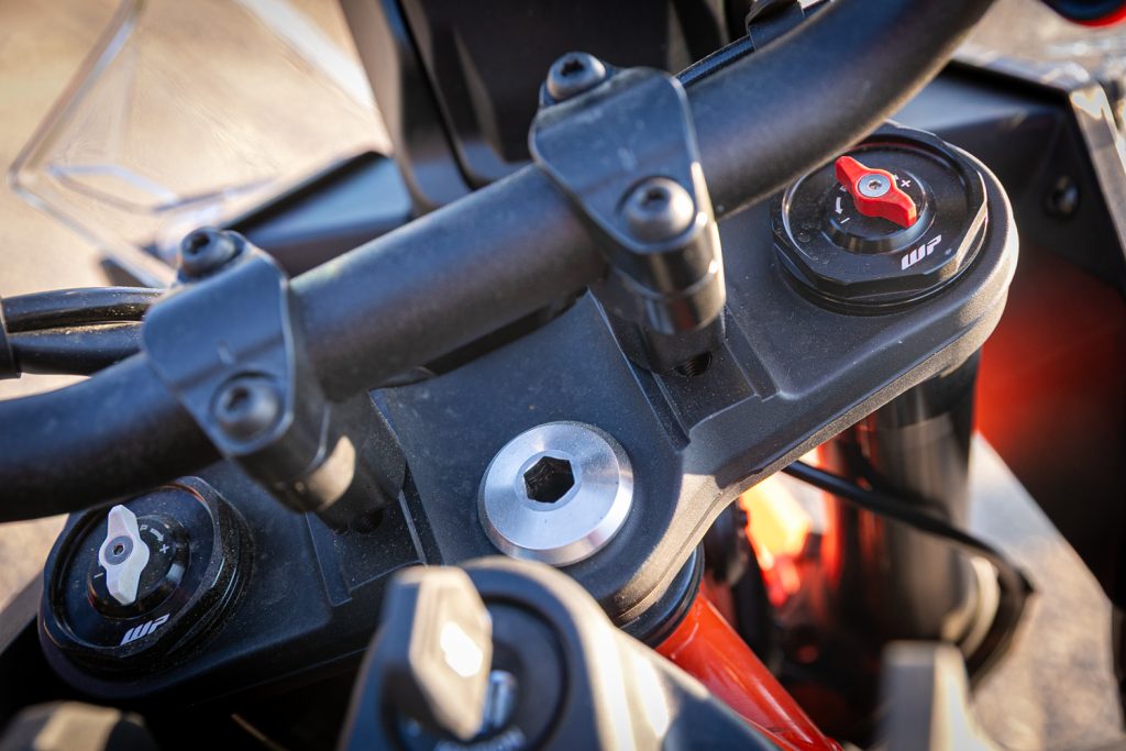 KTM 390 ADVENTURE R - TEST - www.motoavantura.si