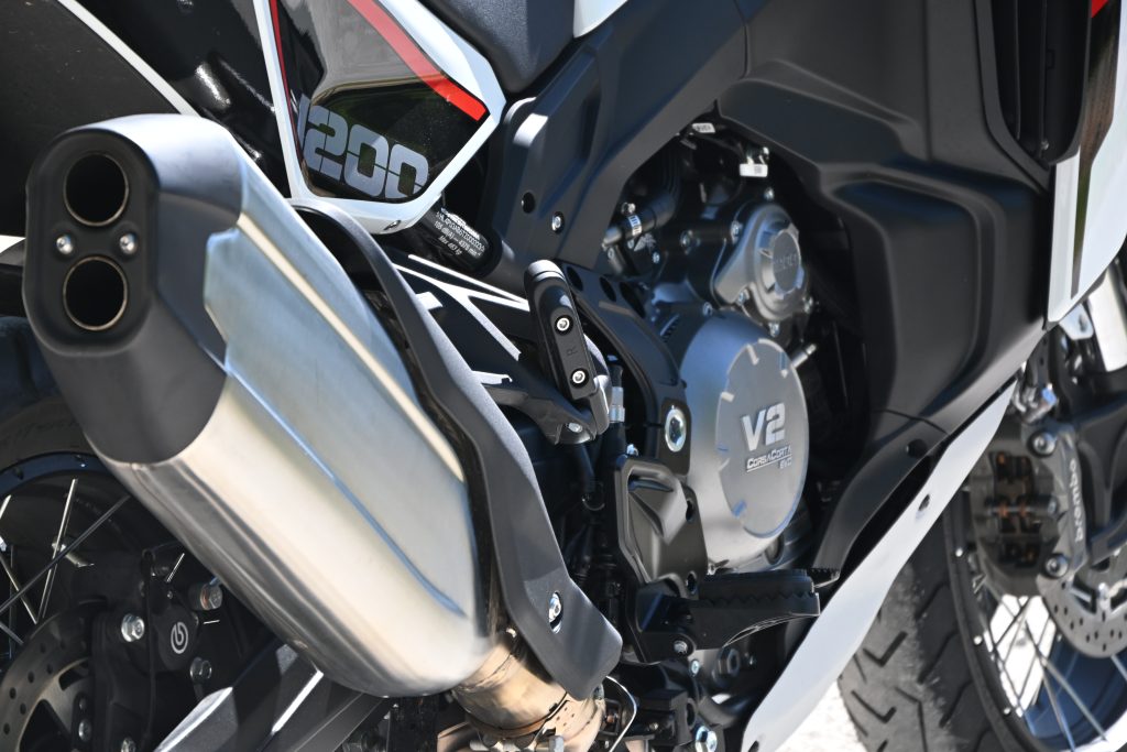Moto_Morini_X-CAPE_1200_ 14 - www.motoavantura.si