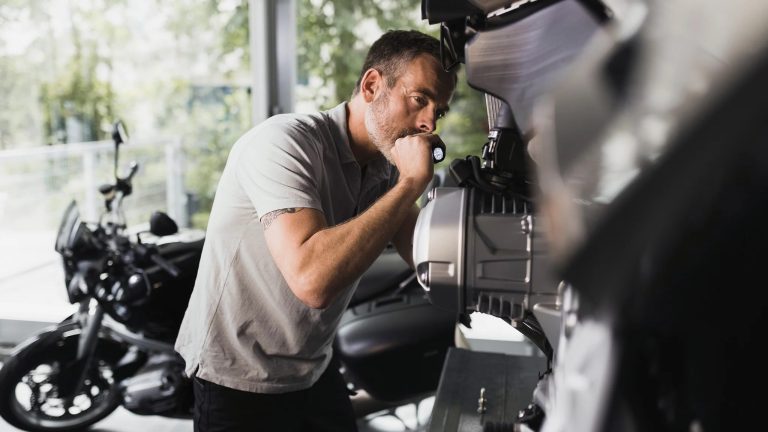 Read more about the article BMW Motorrad Slovenija: Ob nakupu modelov GS servisni paket do 1.470 € gratis