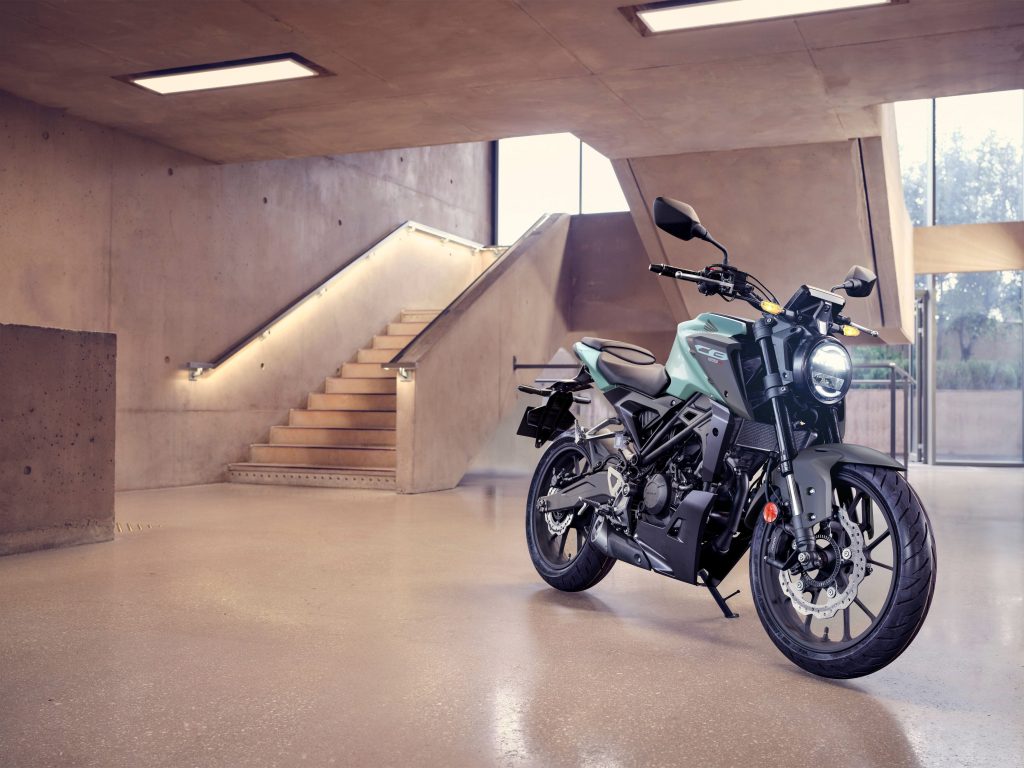 26YM Honda CB125R - www.motoavantura.si