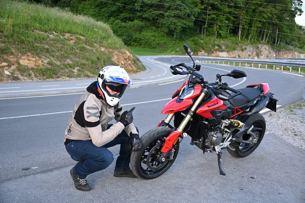 Ducati Hypermotard V2_motoavantura_test 37 - www.motoavantura.si
