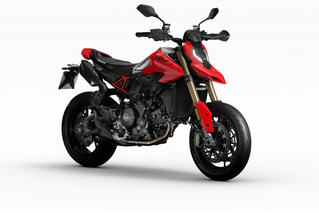 Hypermotard-V2-2026-34-front - www.motoavantura.si