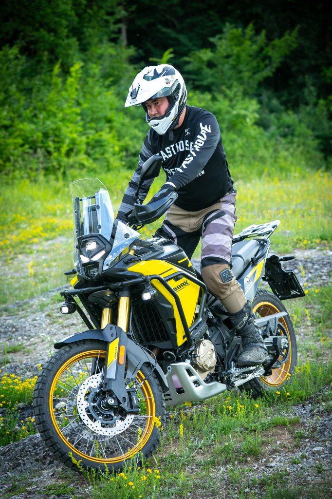 VOGEE_800-27 - www.motoavantura.si