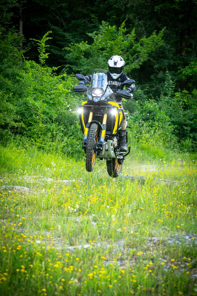 VOGEE_800-33 - www.motoavantura.si