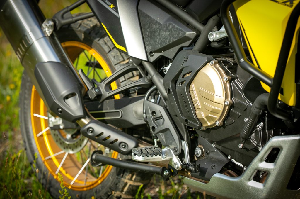 VOGEE_800-57 - www.motoavantura.si