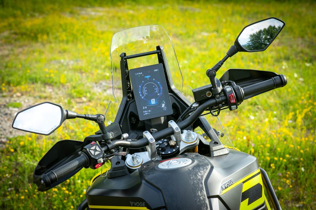 VOGEE_800-60 - www.motoavantura.si